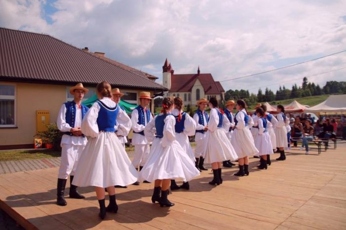 Miniaturka artykułu II Biesiada z kapelami i zespołami ludowymi – Czermna, 18.06.2017 r.